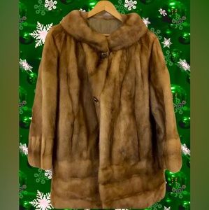 Vintage REAL Fur Coat In EXCELLENT Condition